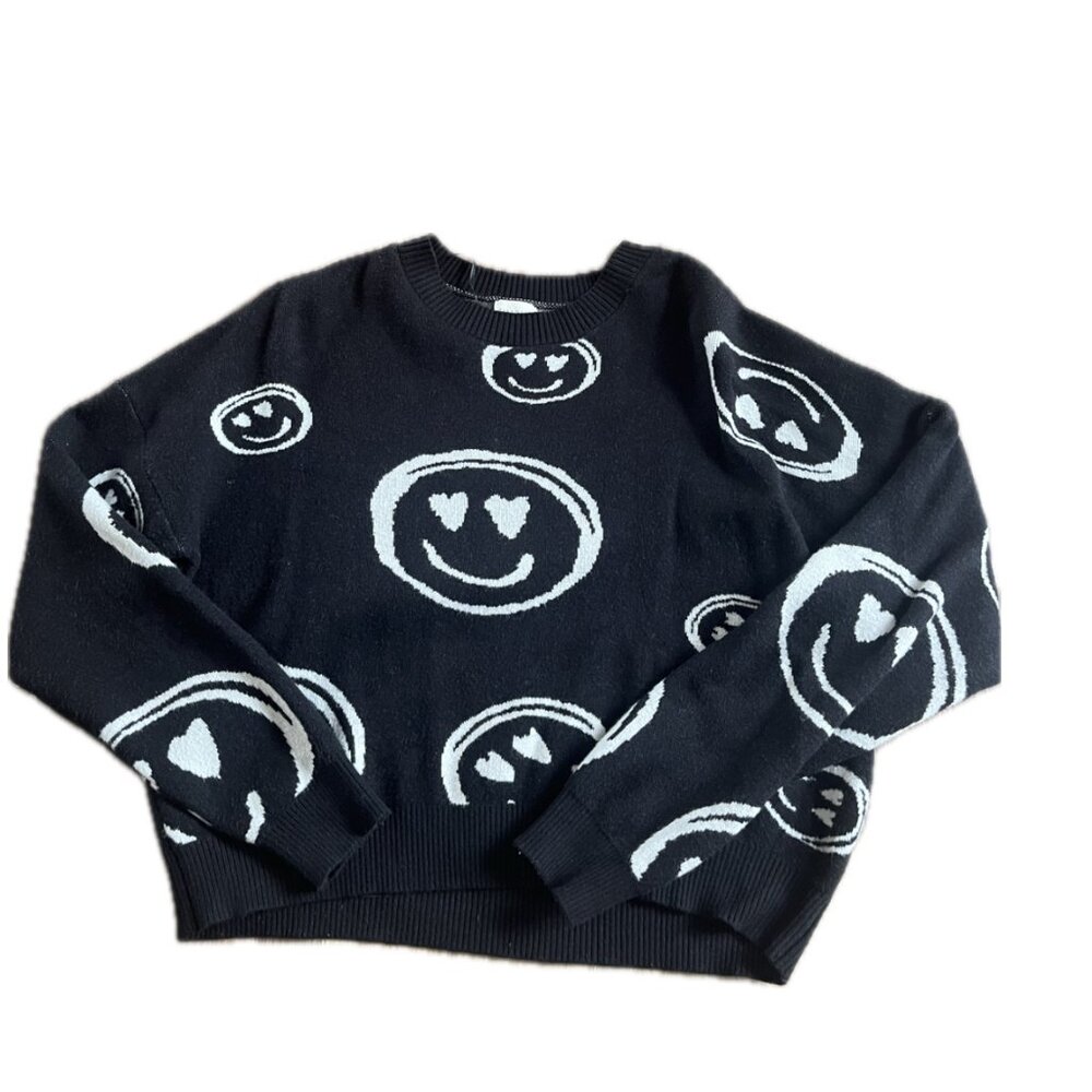 xl dreamers by debut sweater, black and white, smiley face,